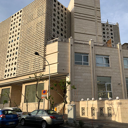 عکس ساختمان دفتر لجیتو در روز
